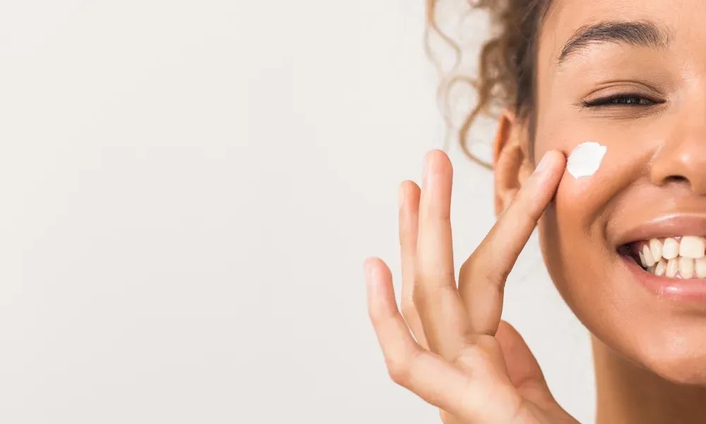 Regina Skin Care: Dermatologist vs. Aesthetician Guide